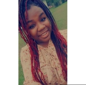 Meet your Posher, Kylee